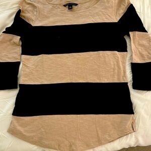 Banana Republic 💯% cotton on top.  XS Black and beige striped 3/4 long sleeves.